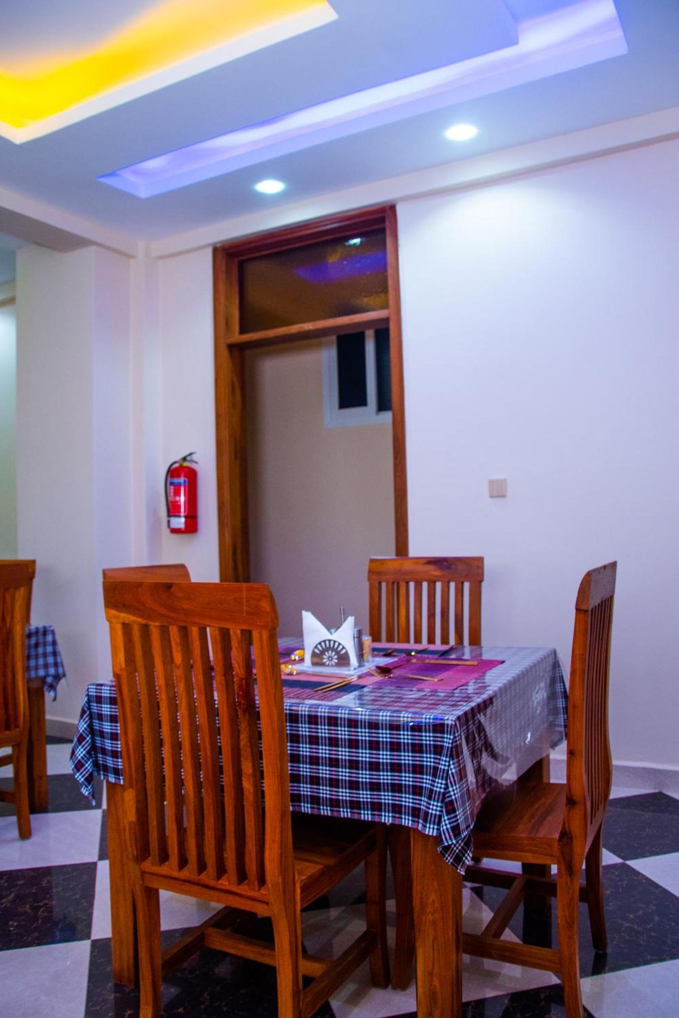 Aves Executive Hotel 아루샤 외부 사진