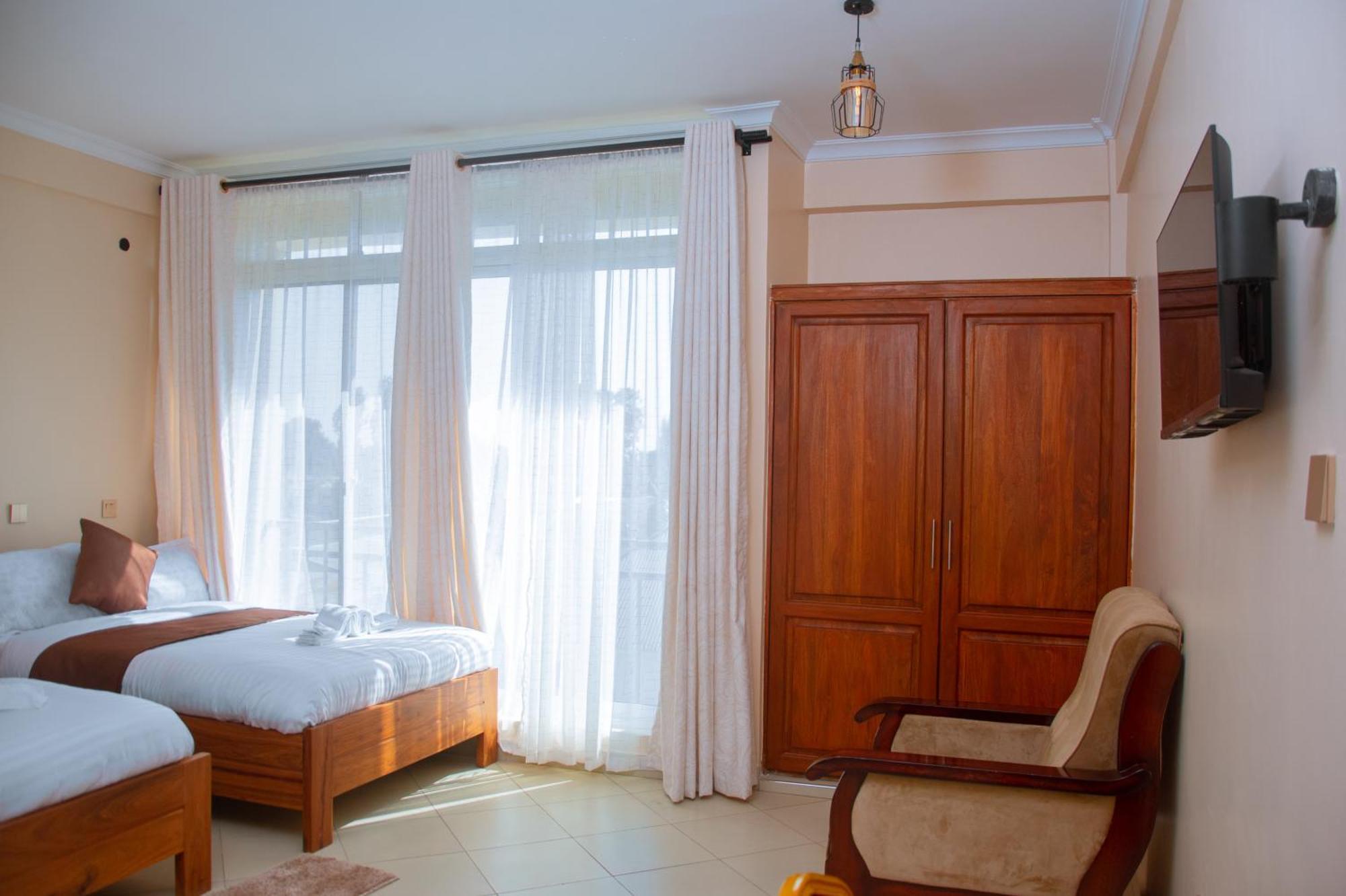 Aves Executive Hotel 아루샤 외부 사진