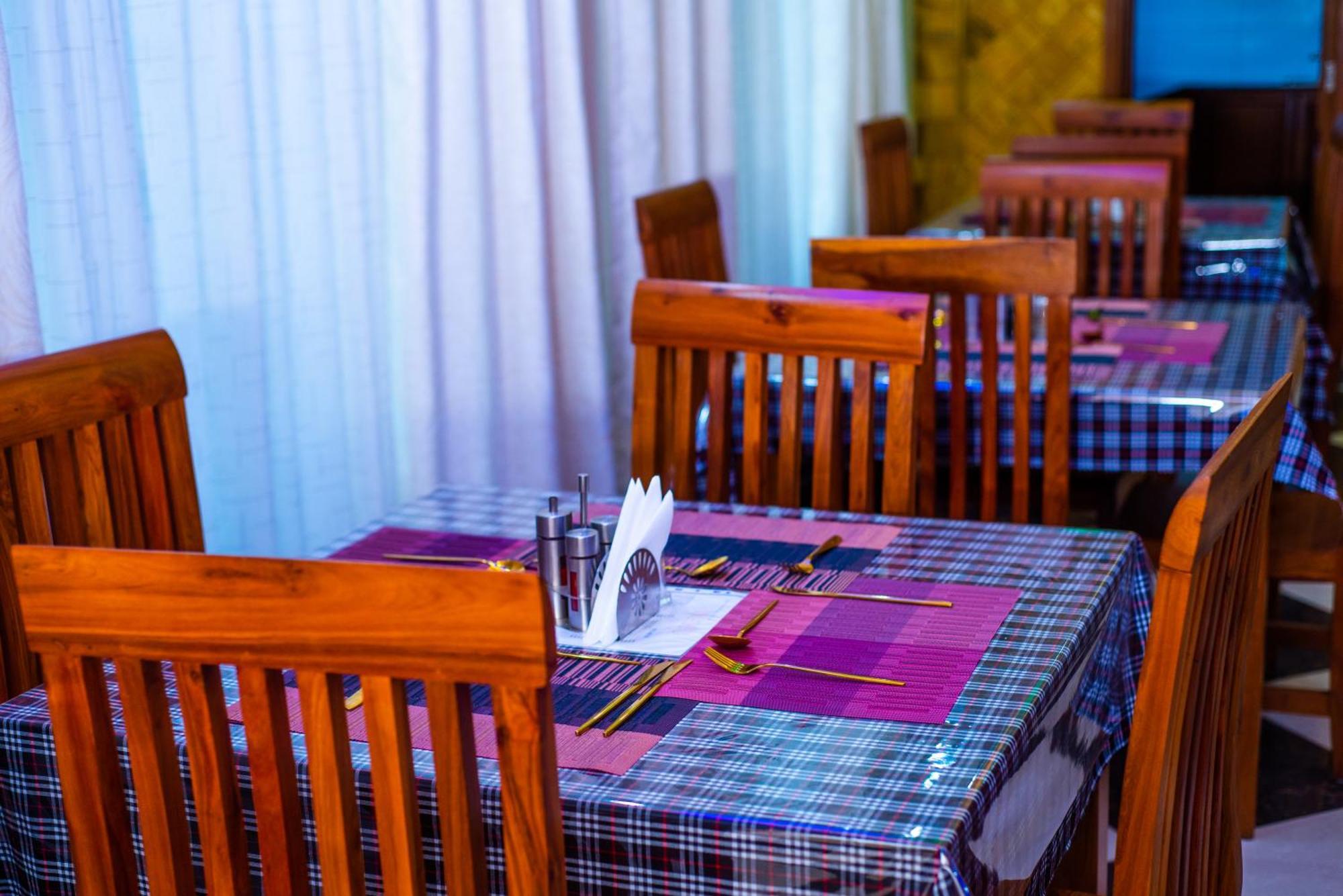 Aves Executive Hotel 아루샤 외부 사진