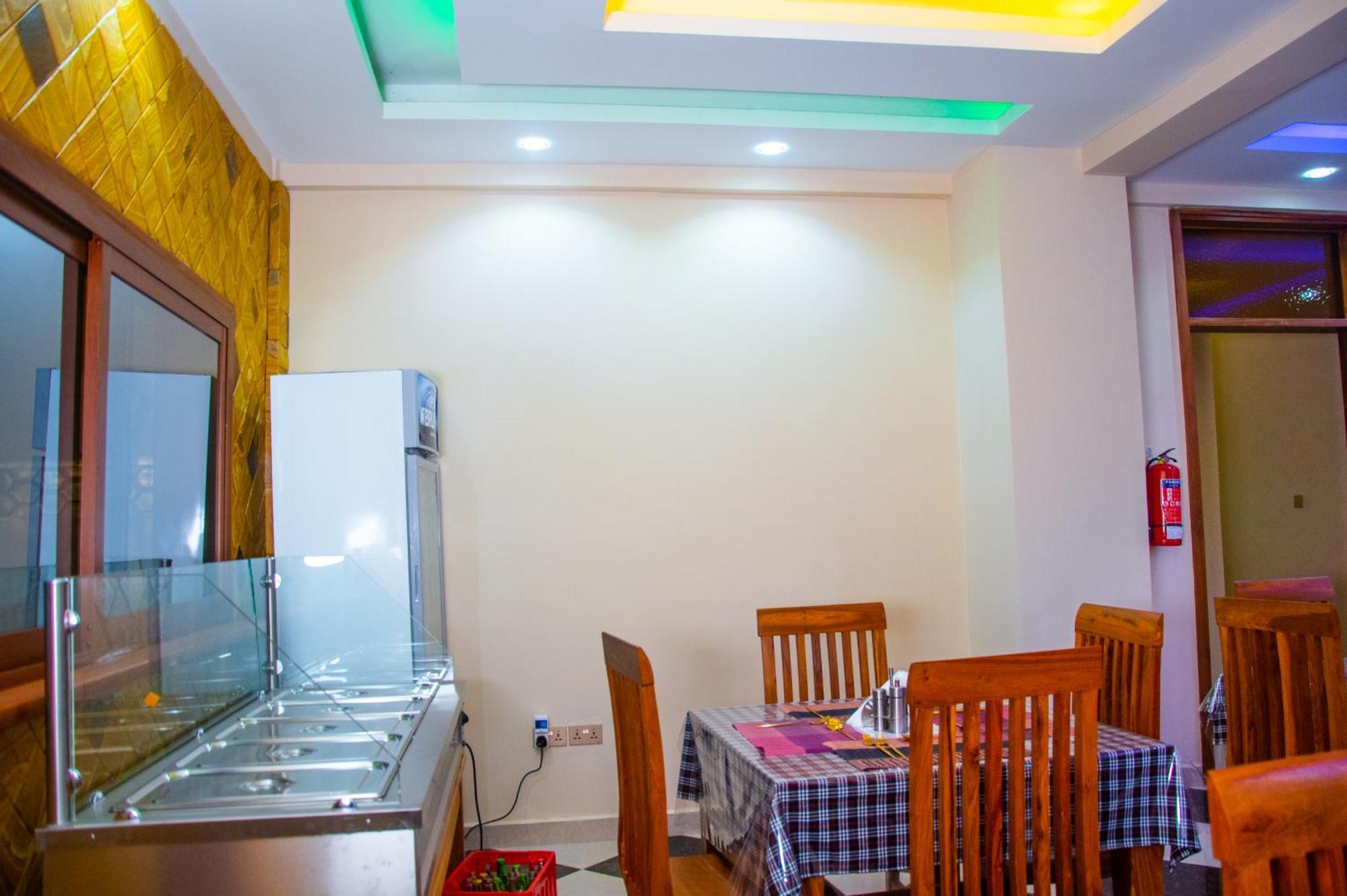 Aves Executive Hotel 아루샤 외부 사진