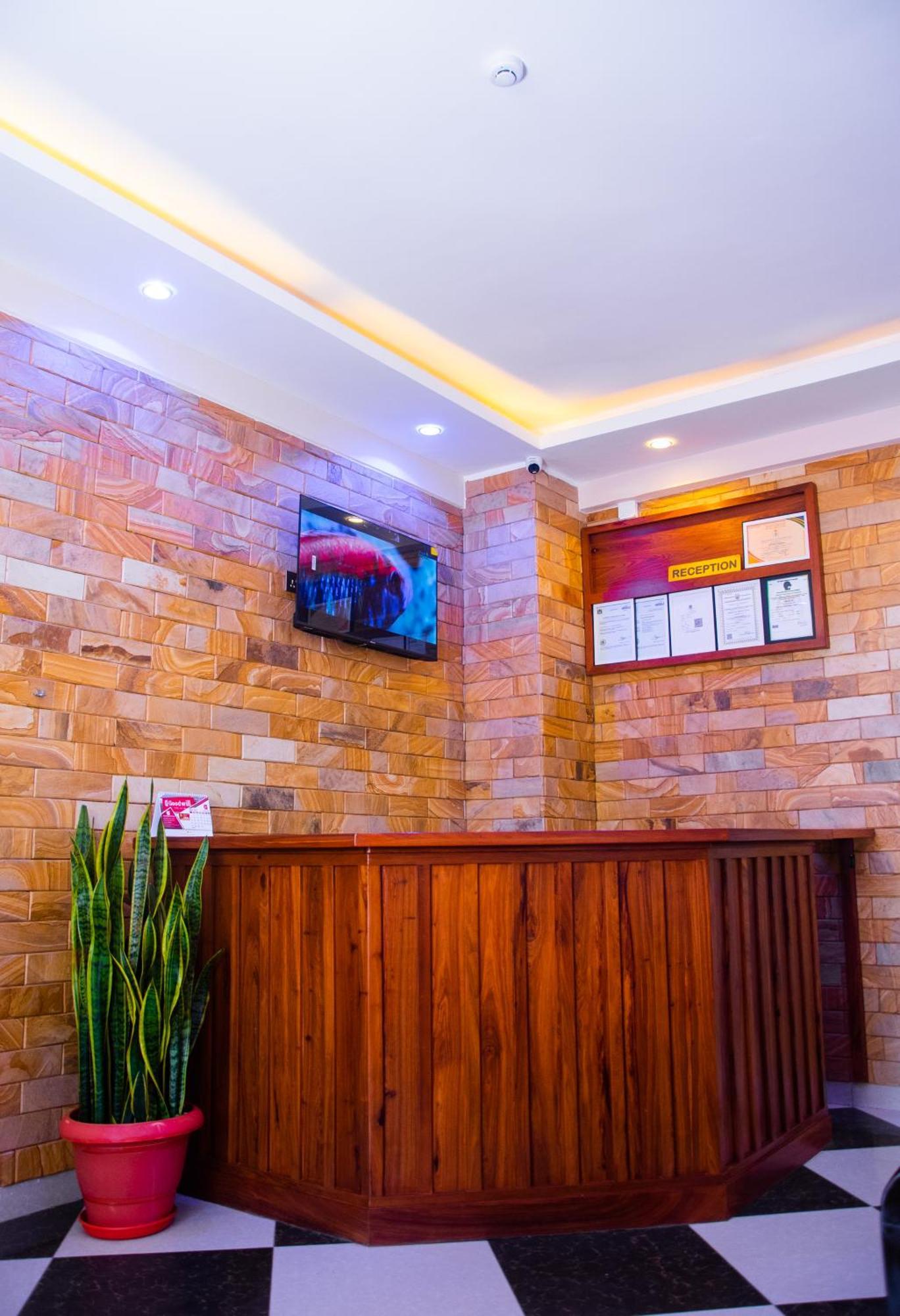 Aves Executive Hotel 아루샤 외부 사진