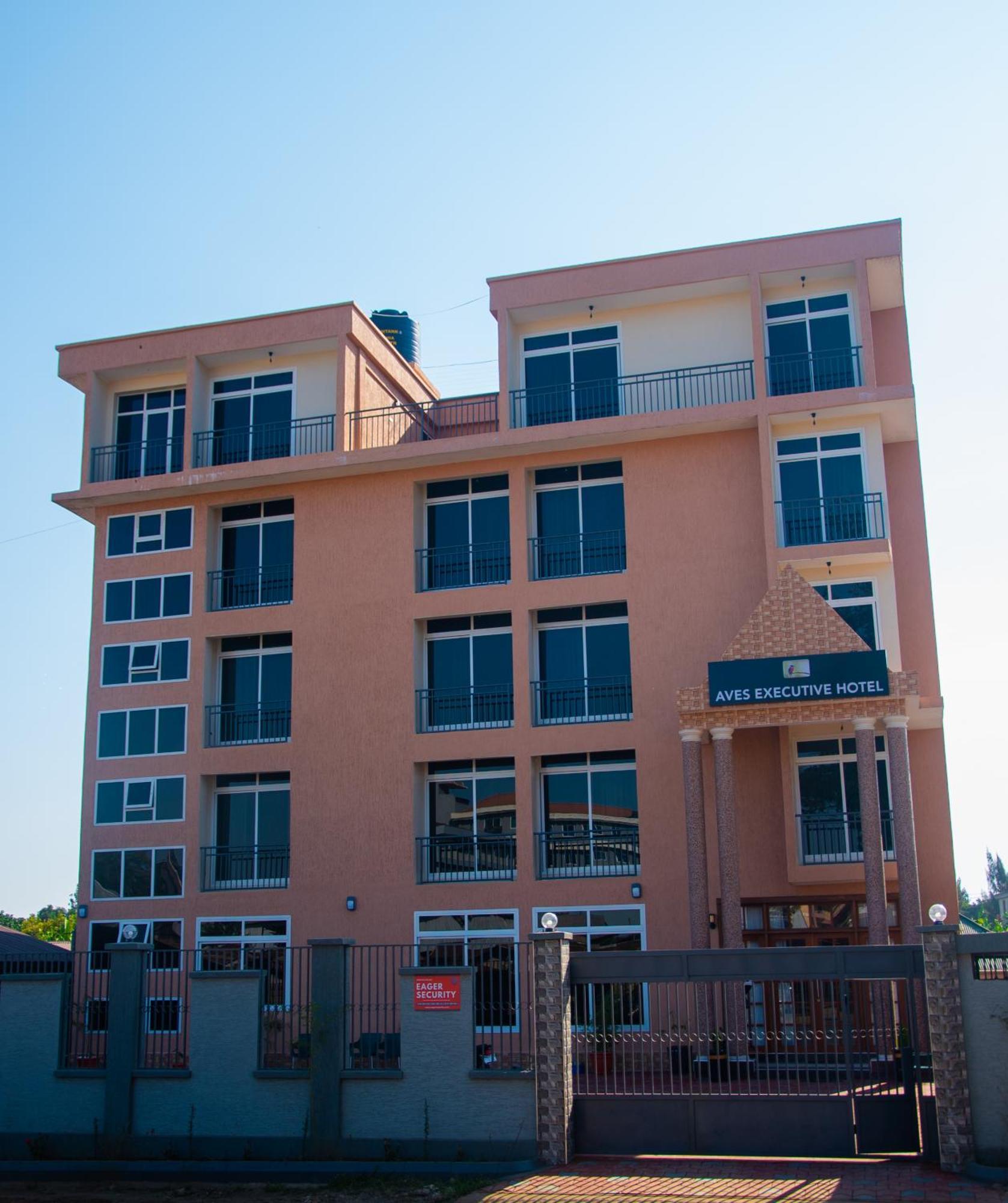 Aves Executive Hotel 아루샤 외부 사진