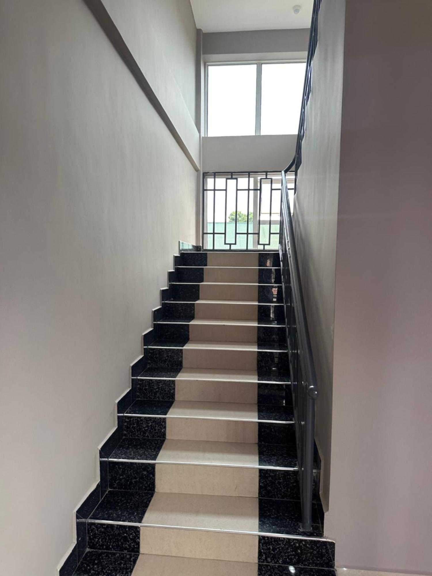 Aves Executive Hotel 아루샤 외부 사진
